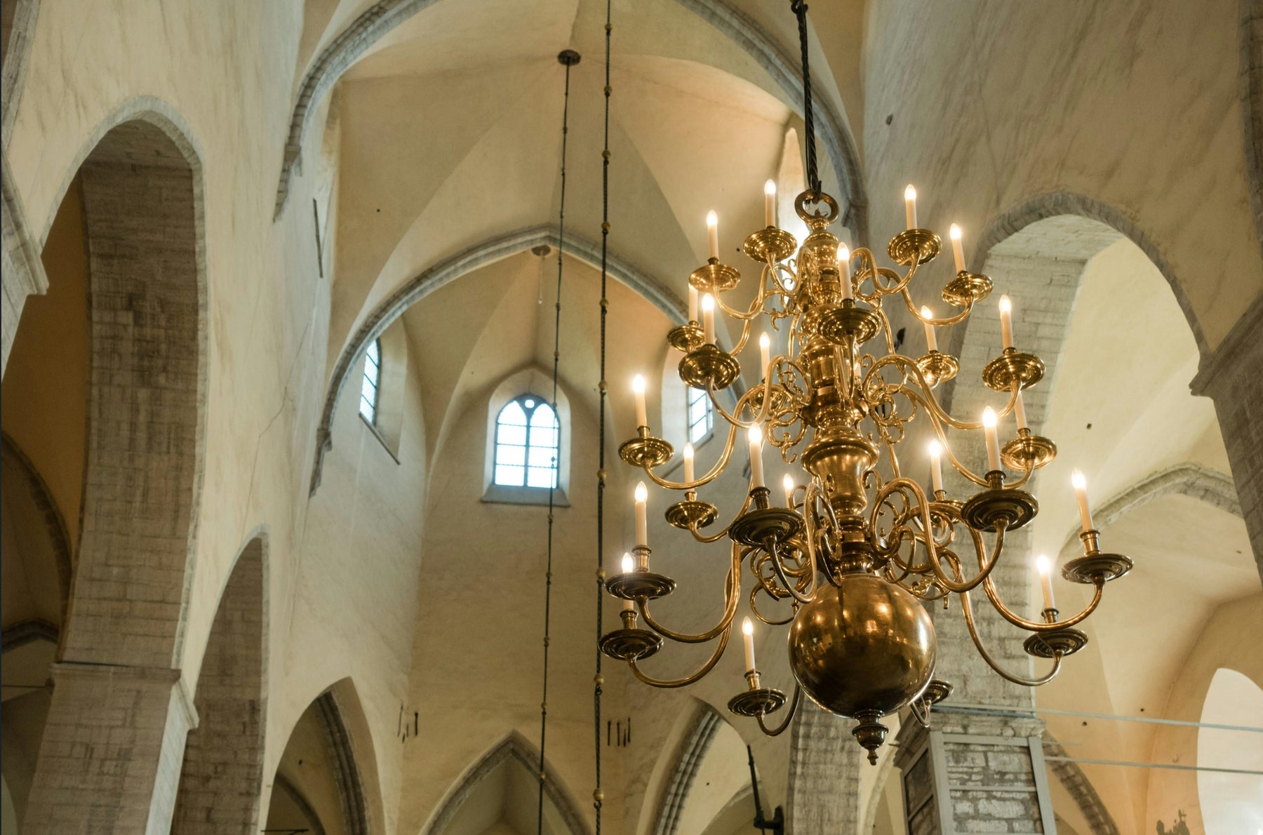 how to clean brass chandelier