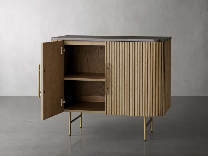 Finnley Hall Chest