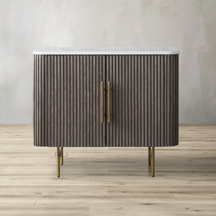 Finnley Hall Chest